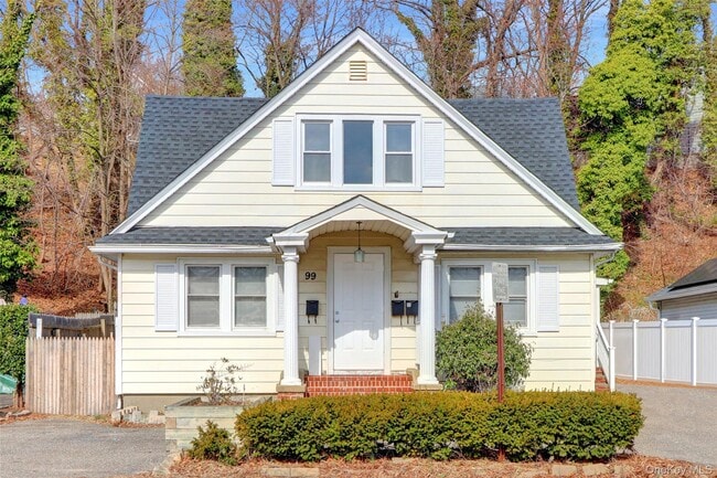 Building Photo - 99 Wall St Unit 2