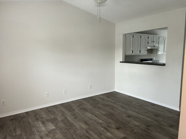 Photo - 2 Bed, 2 Bath Apartment for Rent Close to TTU Unidad F