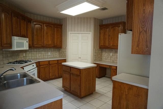 Photo - 3029 Golden Gate Dr