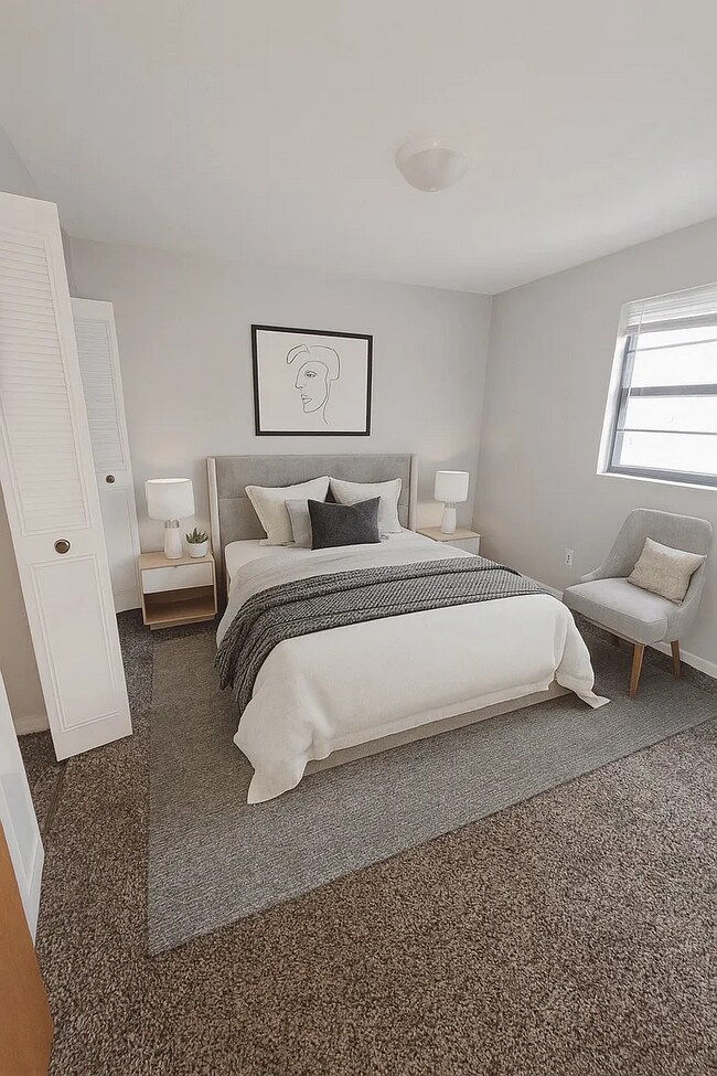 Photo - 4818 S 3rd St Unidad 7