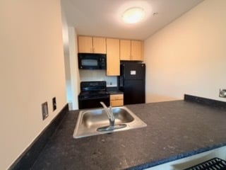 Photo - 106 Valentine Pl