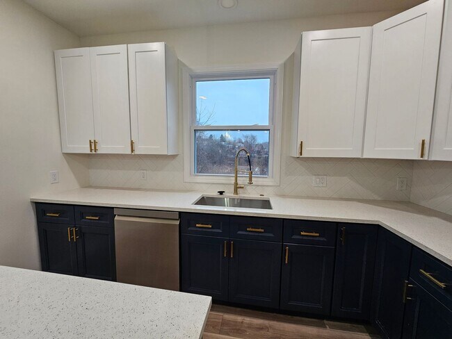 Photo - Amazing all new 4 bed 2.5 Bath House for rent!