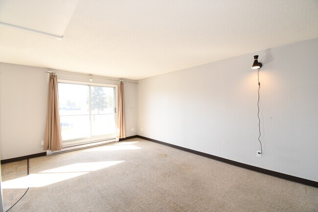 Photo - 4280 Quentin Ave Unit 213