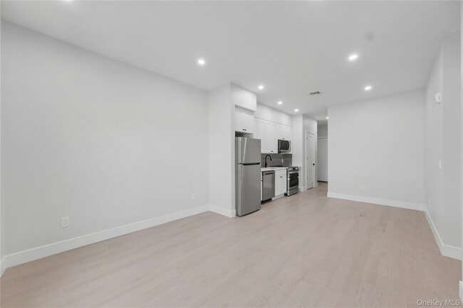 Photo - 10 Market St Unit C