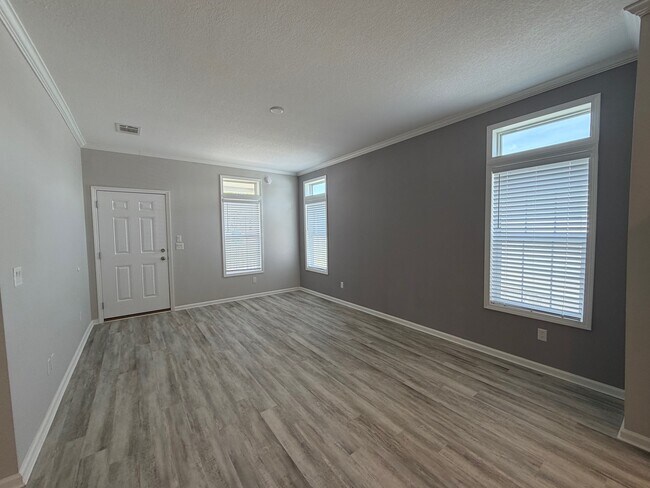 Photo - 1618 Killarney Ct