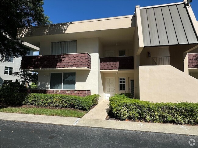 Building Photo - 2601 S Palm Aire Dr Unit 112 Rental