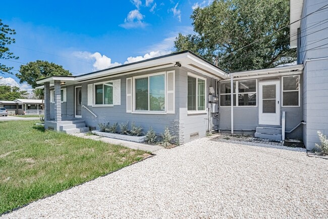 Photo - 7181 49th Ave N