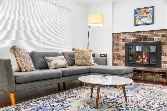 Photo - 1803 15th Ave S