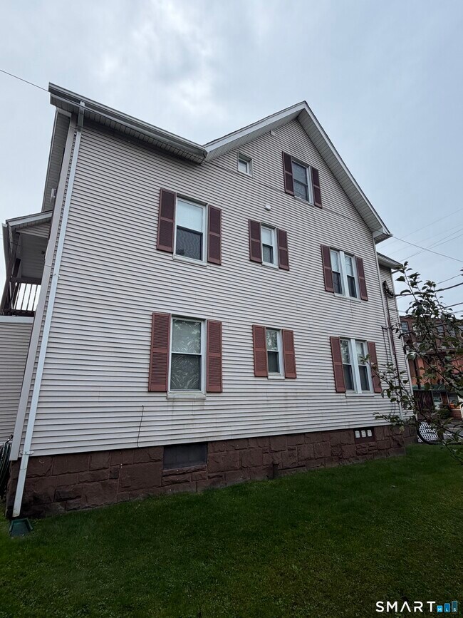1706 Thomaston Ave Unidad 2