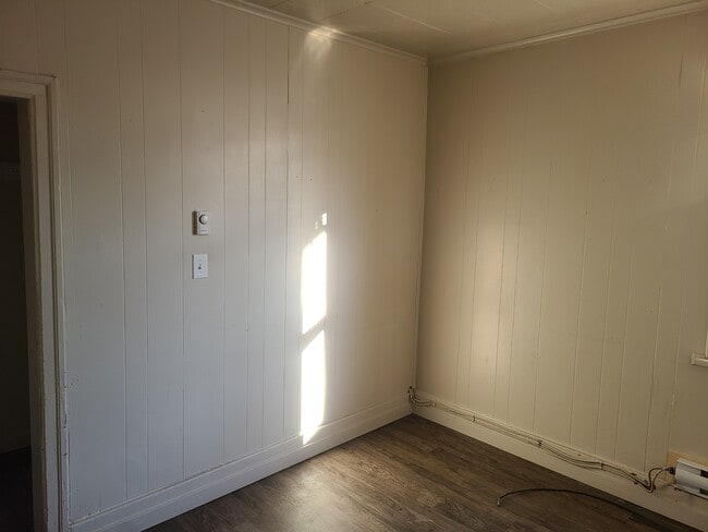 Photo - 1574 Logan Ave Unit 3