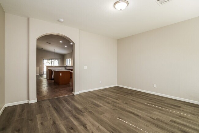 Photo - 2558 W Lynne Ln