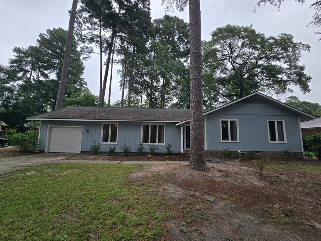 Building Photo - 206 Viking Dr Rental