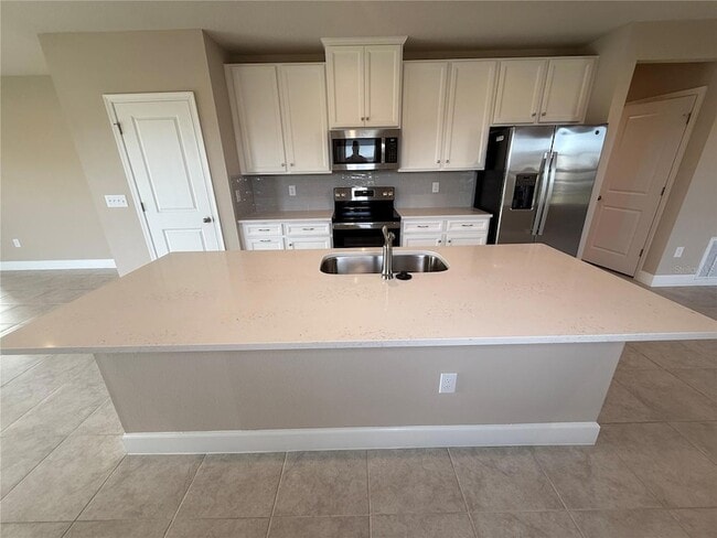 10013 Daybreak Glen