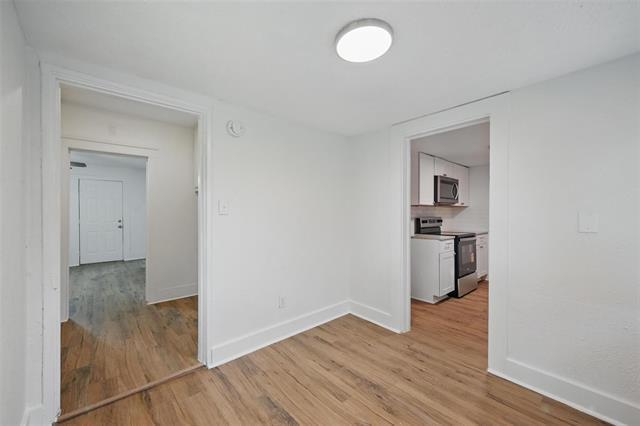 Photo - 906 E Houston St