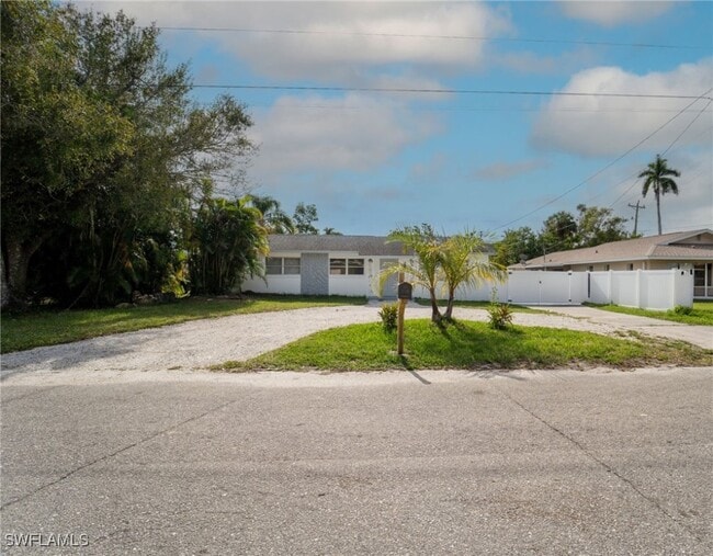 Photo - 60 Cardinal Dr