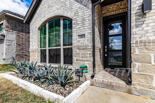 Photo - 13915 Runner Way