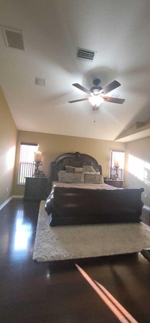 Photo - 211 NE 13th Ave