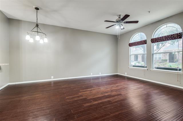 Photo - 516 Legends Dr