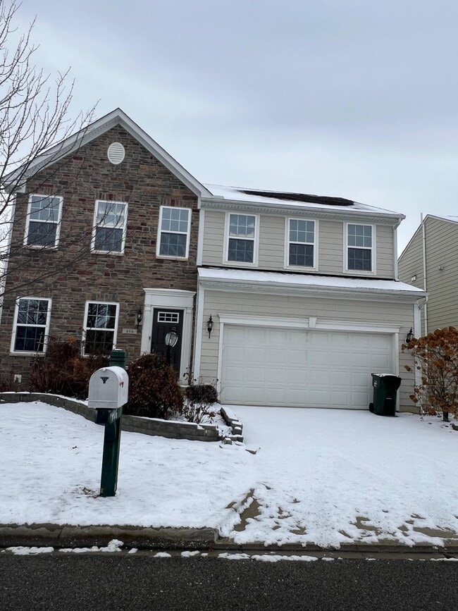 Building Photo - 406 Justice Way