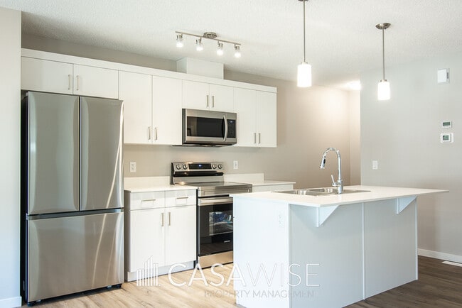 Building Photo - 17223-1729A 9A Ave SW