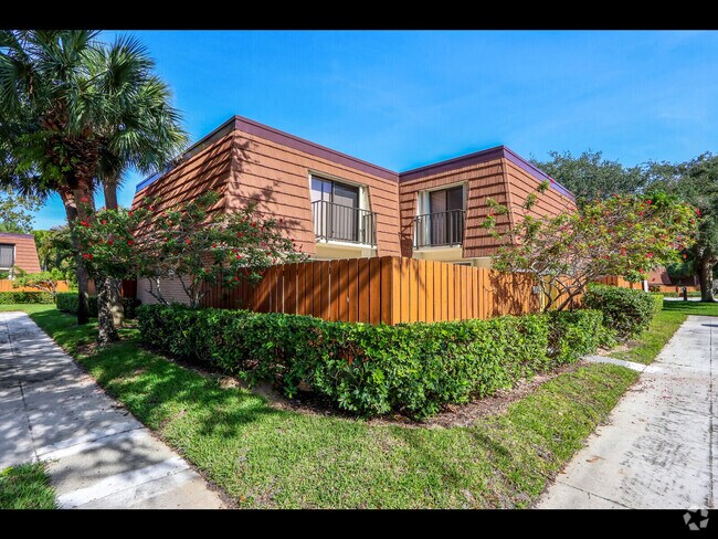Building Photo - 2734 27th Ct Rental