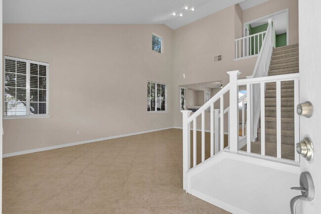 Photo - 101 Johnson Ln