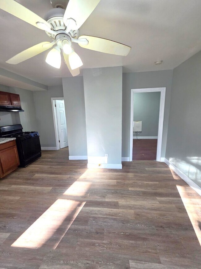 Photo - 718-720 Charles Street Unit #1R