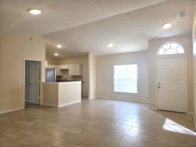 Photo - Cardinal Pines East