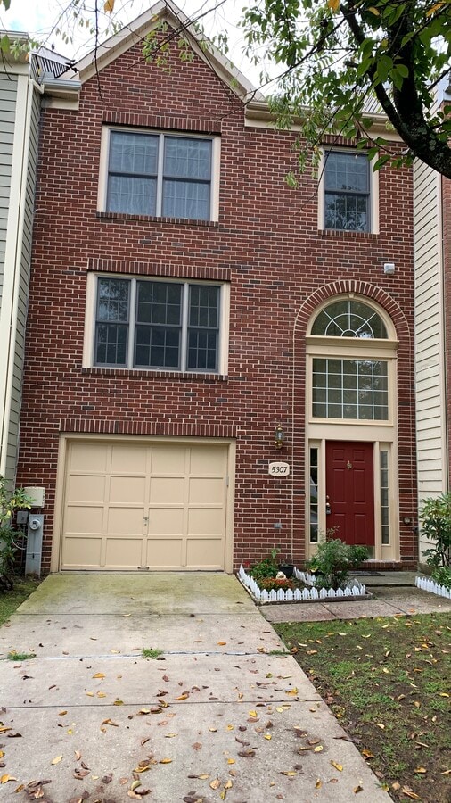 Front View - 5307 Tarkington Pl