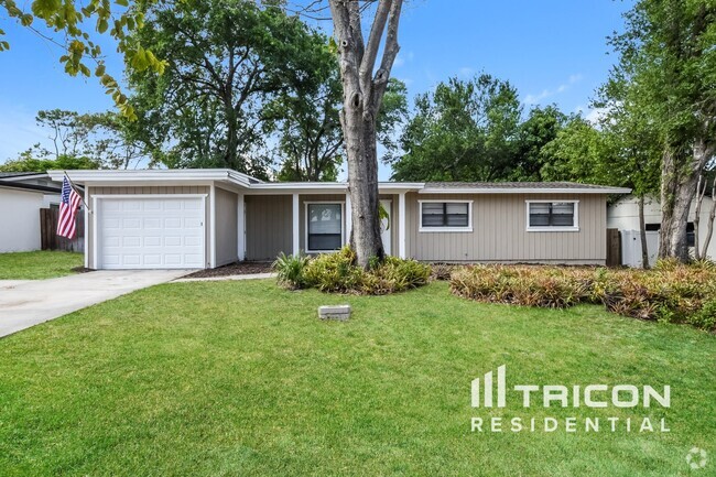 Building Photo - 357 Banyan Dr Rental