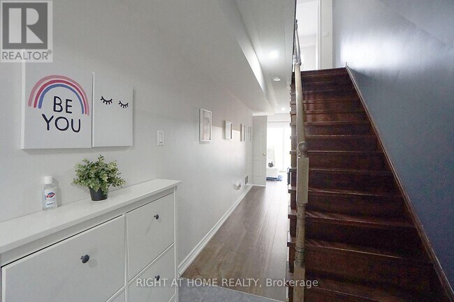 Photo - 15 Magdalene Cres