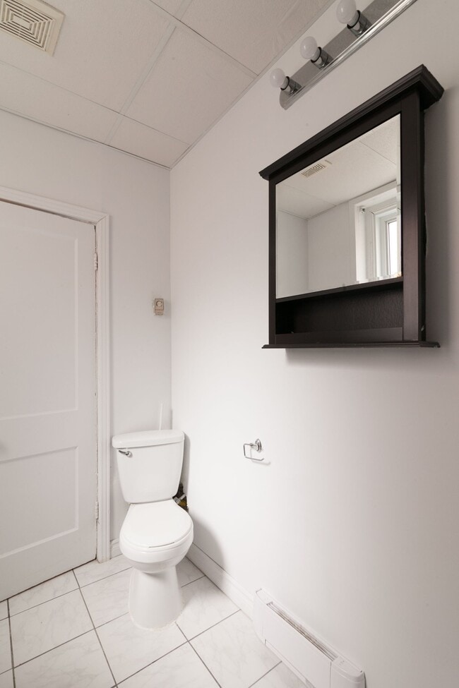 Photo - 2045 Rue Lambert Closse Unité 007C