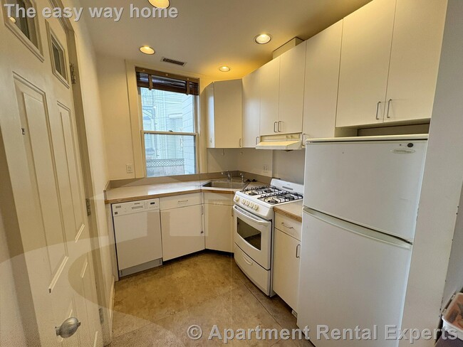 Building Photo - 339 Broadway Unit 1R