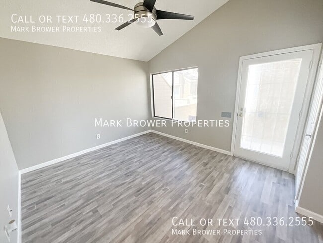 Photo - 2035 S Elm St
