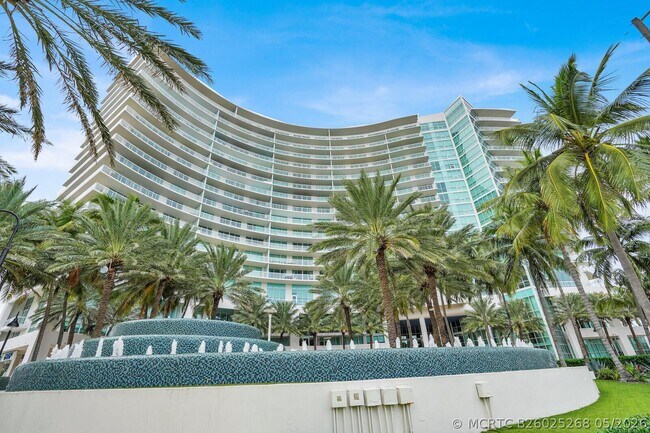 Building Photo - 1 N Ocean Blvd Unit 913