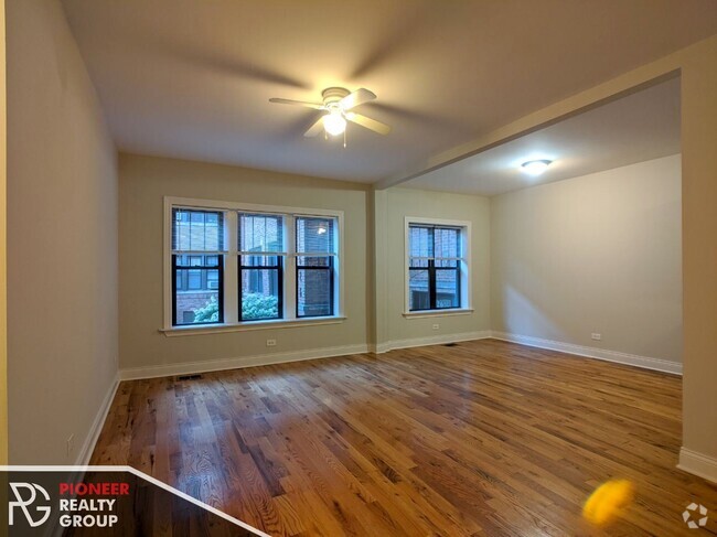 Building Photo - 628 W Cornelia Ave Unit #C628-W2 Rental