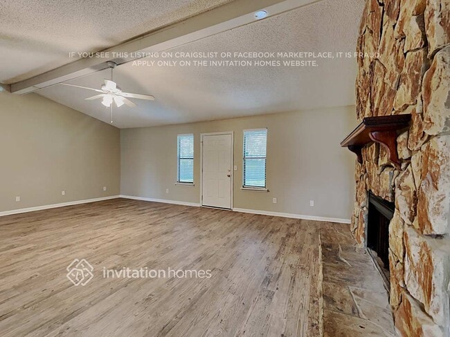 Photo - 4502 Crosstie Rd S