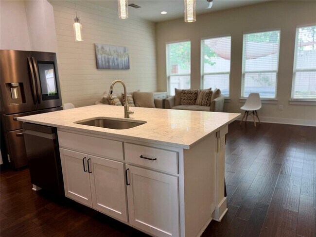 Photo - 13501 Metric Blvd Unit 45