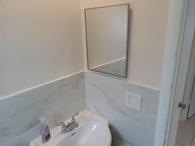 Photo - 6300 SW 41st Pl