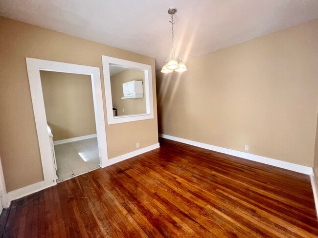 Photo - 1506 Schley Ave