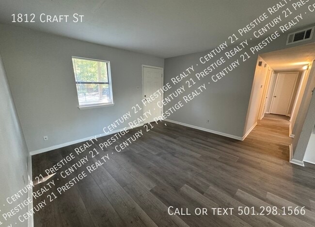 Photo - 1812 Craft St