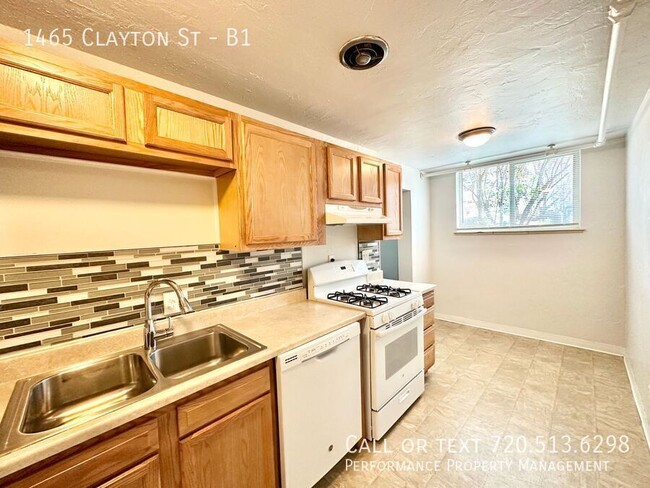 Photo - 1465 Clayton St Unidad B1