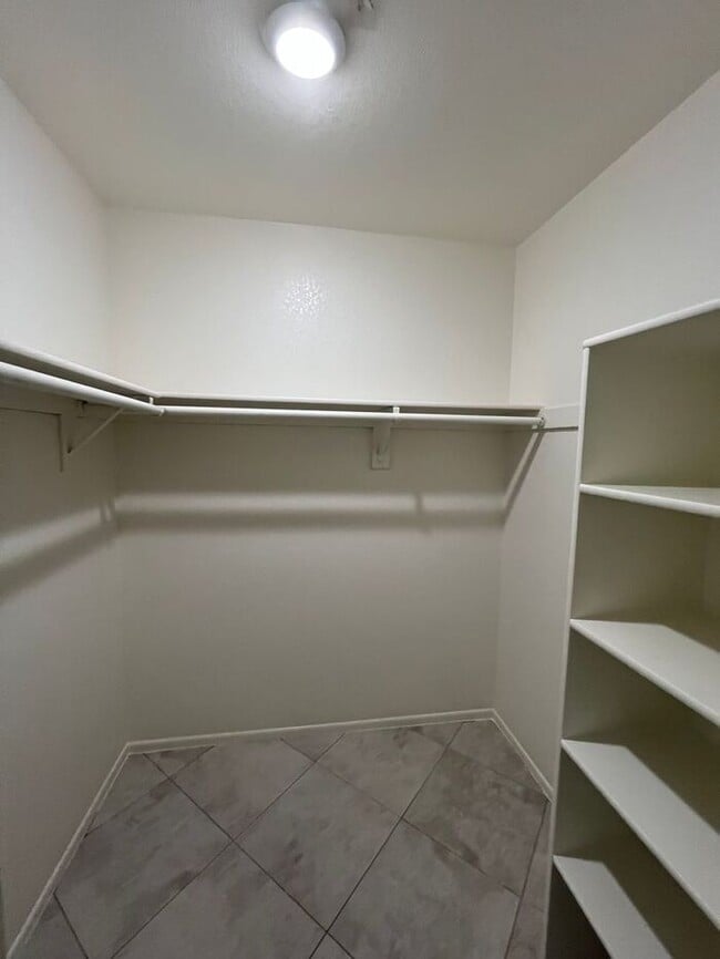 Photo - Welcome Home to El Diablo Apartments – 2 B...