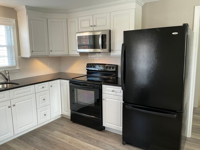 Photo - 61 S Main St Unit 2nd Floor