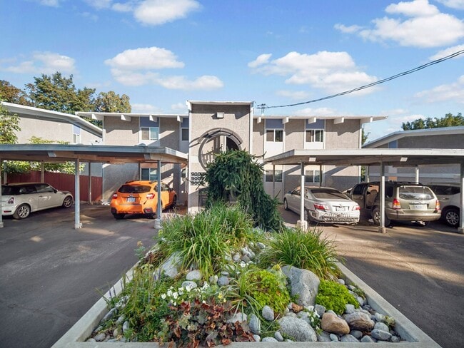 Photo - RENOVATED 2BD/1BA MILLWOOD APARTMENT | A/C | COVERED PARKING | PET FRIENDLY | AVAIL APRIL 15, 2026 Unidad 8909