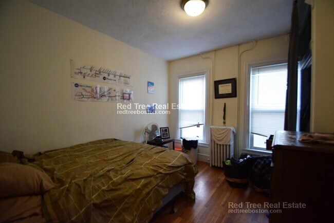Photo - 35 Harvard St