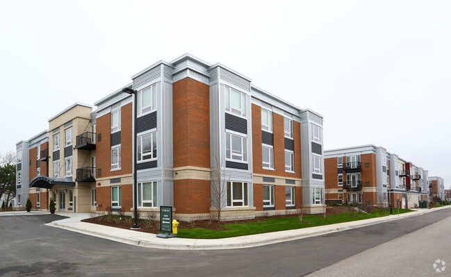 Building Photo - Park 205 Rental