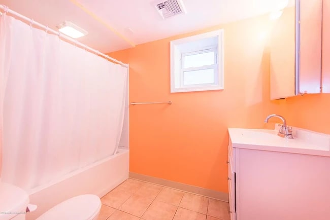 Photo - 118 6th Ave
