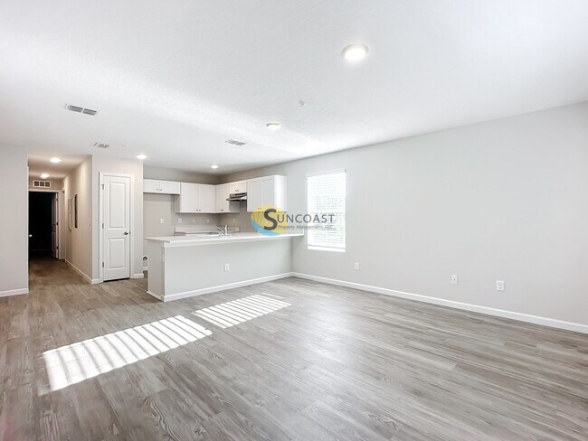 Photo - 6451 Breezy Oaks Wy