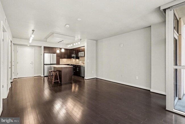 Photo - 1025 1st St SE Unit 901